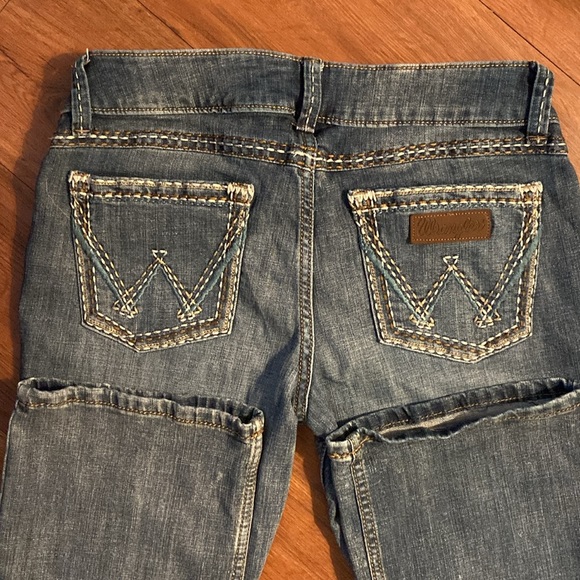 Wrangler Boot Cut Jean - Picture 5 of 7